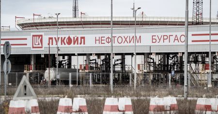 Unijny kraj przejmie kontrolę nad rosyjską rafinerią. Jest zgoda parlamentu