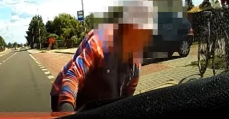 Rowerzystka dała prawdziwy popis. Przytomność kierowcy uratowała jej życie