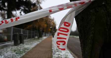 15-latek zaatakował swoich rodziców nożem. Trafili do szpitala