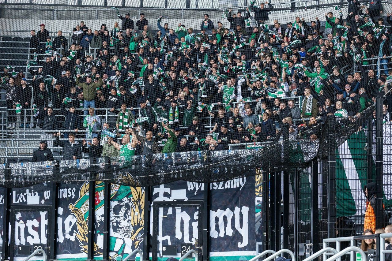 Ranking wyjazdowy: Kibice Lecha Poznań najlepsi w 33. kolejce PKO Ekstraklasy. Górnik wstydzi się za kiboli
