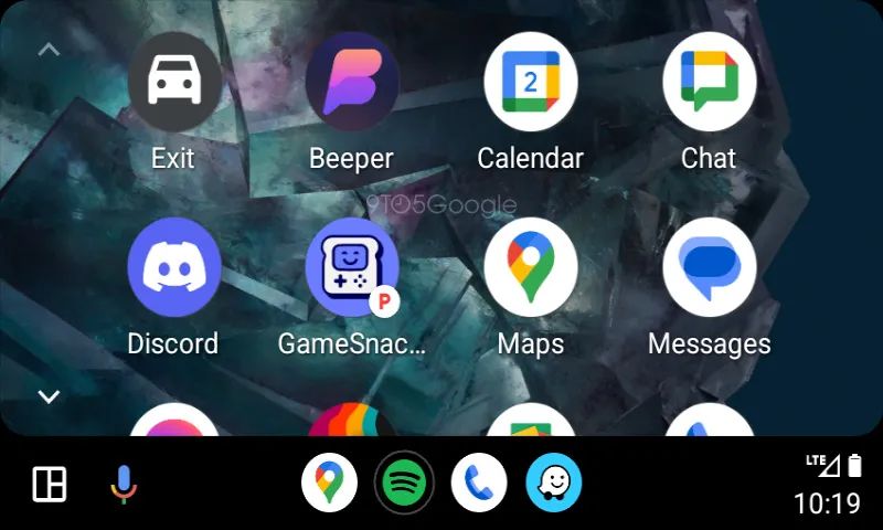 Ikona "P" obok aplikacji GameSnacks grupującej proste gry w Androidzie Auto
