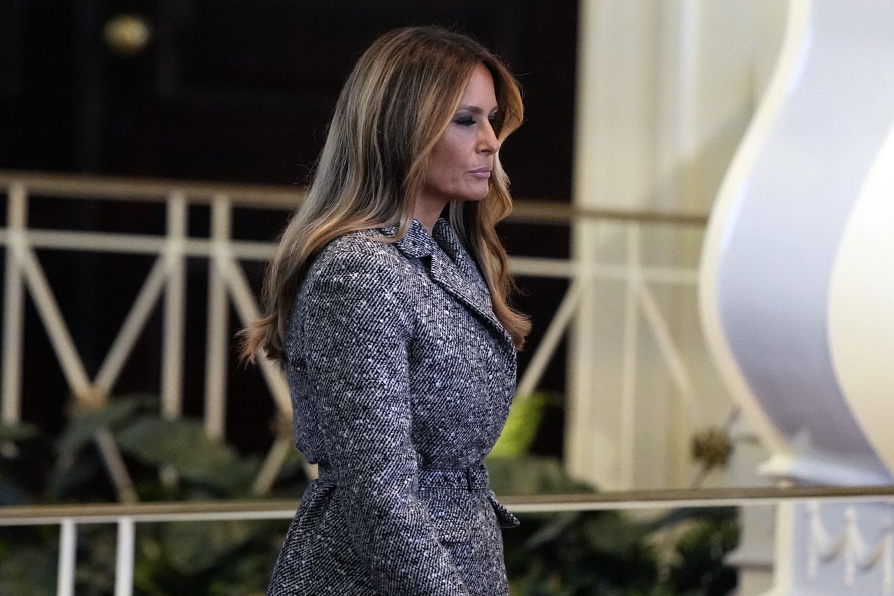 Former first lady Melania Trump announces mother's death on social media