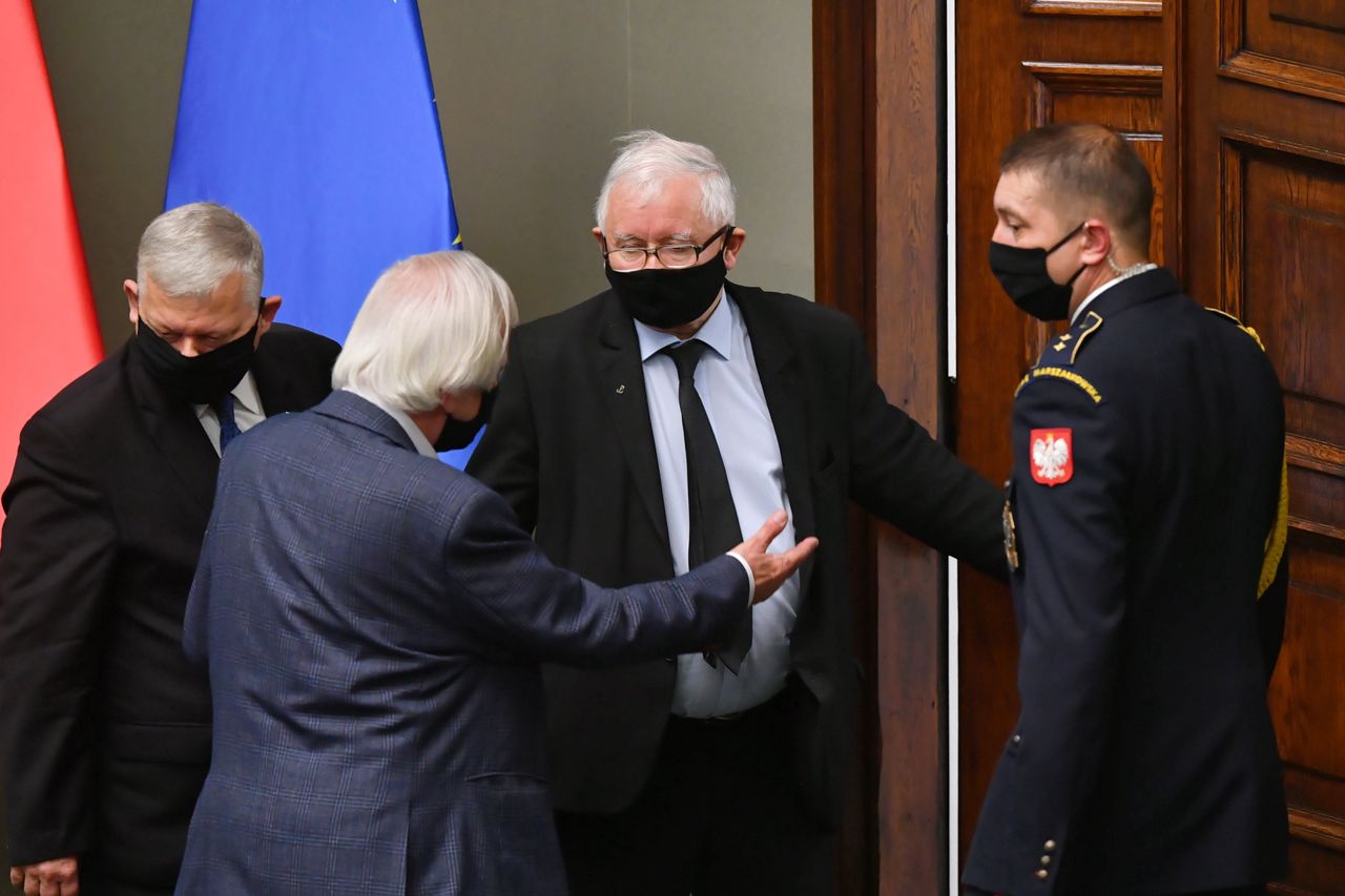 Aborcja i strajk kobiet. PiS trzyma twardy kurs. "Nie czas na niuanse, nie podważamy orzeczenia TK"