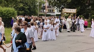 Boże Ciało w Dąbrowie Górniczej. Wierni z Parafii ks. Kalinowskiego przeszli ulicami miasta