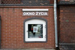 Czteromiesięczna dziewczynka w "oknie życia". Przechodzień powiadomił policję