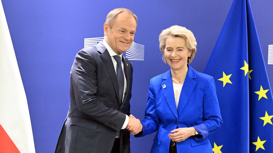 BRUSSELS, BELGIUM - DECEMBER 15: EU Commission President Ursula von der Leyen (R) meets with Polish Prime Minister Donald Tusk (L) in Brussels, Belgium on December 15, 2023. (Photo by Dursun Aydemir/Anadolu via Getty Images)