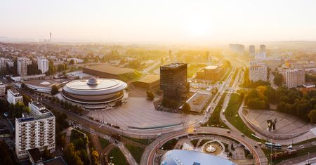 Pogoda w Katowicach. Prognoza na sobotę 19 lipca 2025. Letni dzień pełen słońca i świetnych warunków