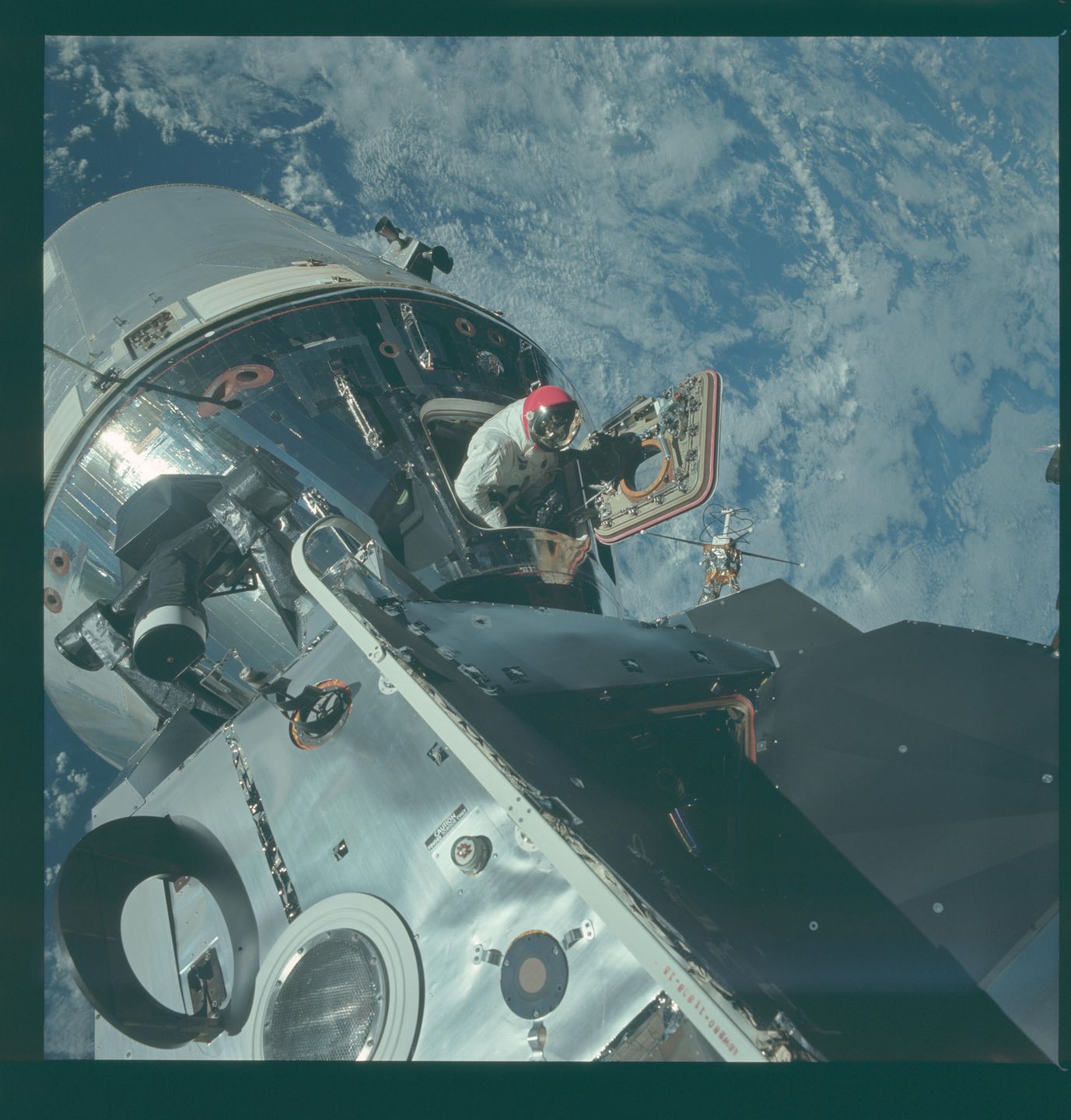 NASA świętuje 60 rocznicę. Zobacz archiwalne zdjęcia programu Apollo 23