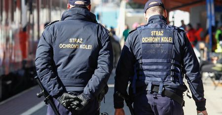 Pijana 32-latka zatrzymana przez służby. Opiekowała się 5-letnią córką