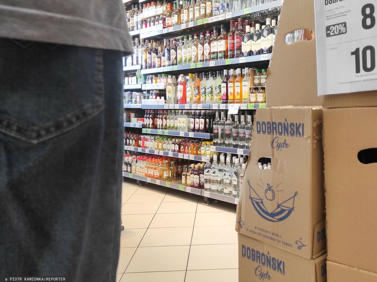 Polacy mają problem z alkoholem? Wyniki badania jednoznaczne