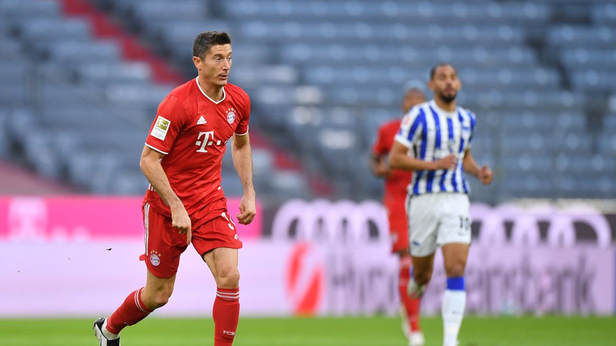 Najlepszy polski piłkarz był szantażowany?! Sensacyjnie doniesienia gazety (Photo by Sebastian Widmann/Getty Images)