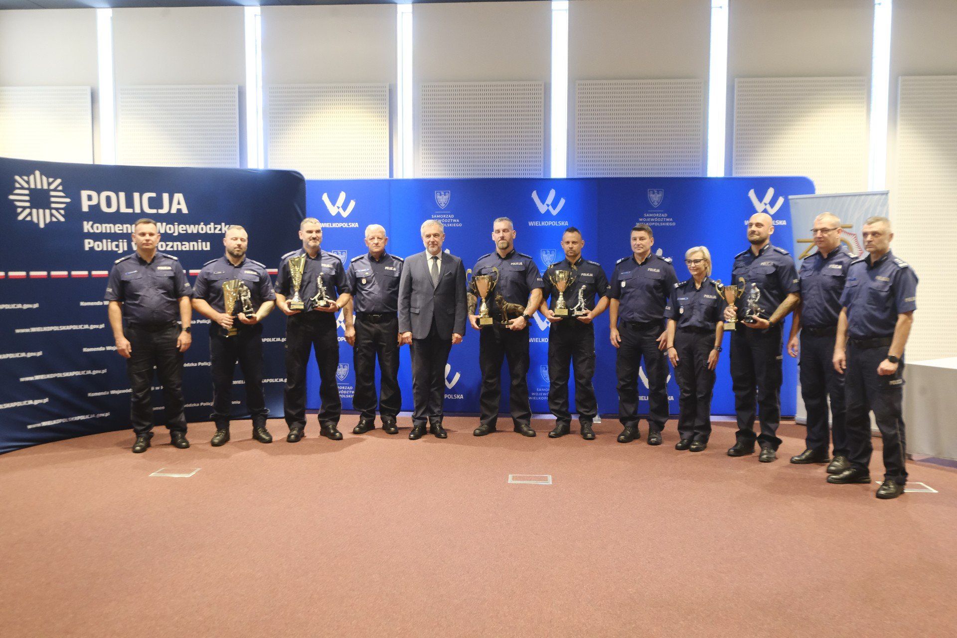 Nagrodzono najlepsze czworonogi w wielkopolskiej policji