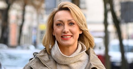 Ta kurtka nie wychodzi z mody. Sprawdź, jak nosić parkę damską