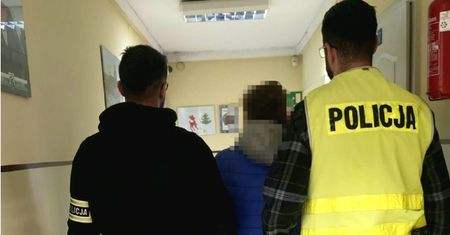 Robiła zakupy za pieniądze sąsiada. Usłyszała 22 zarzuty