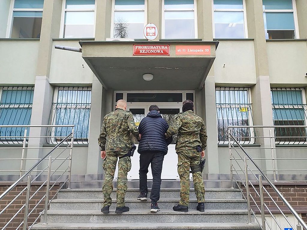 Akcja na Okęciu. Gruzin i Łotysz z ENA schwytani