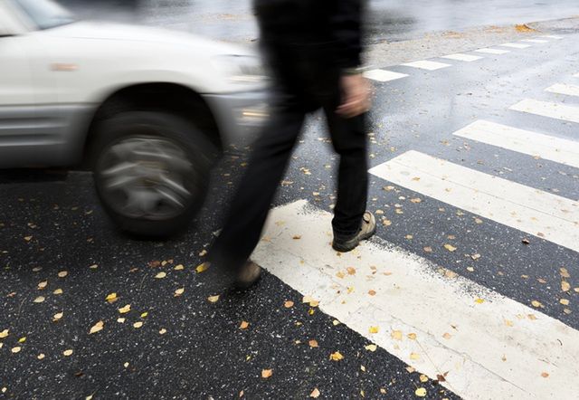 Kolejne potrącenie: 12 latka na przejściu dla pieszych