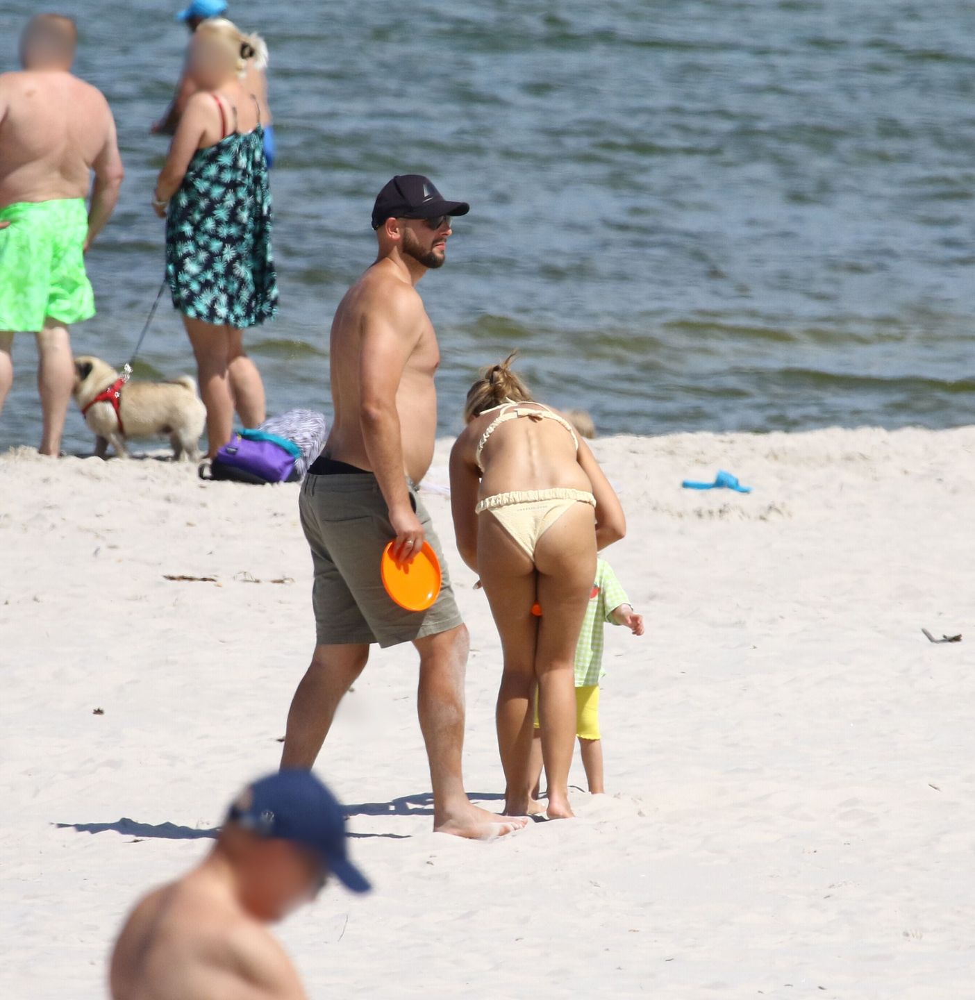 Agnieszka Kaczorowska na wakacjach z mężem i dziećmi.
