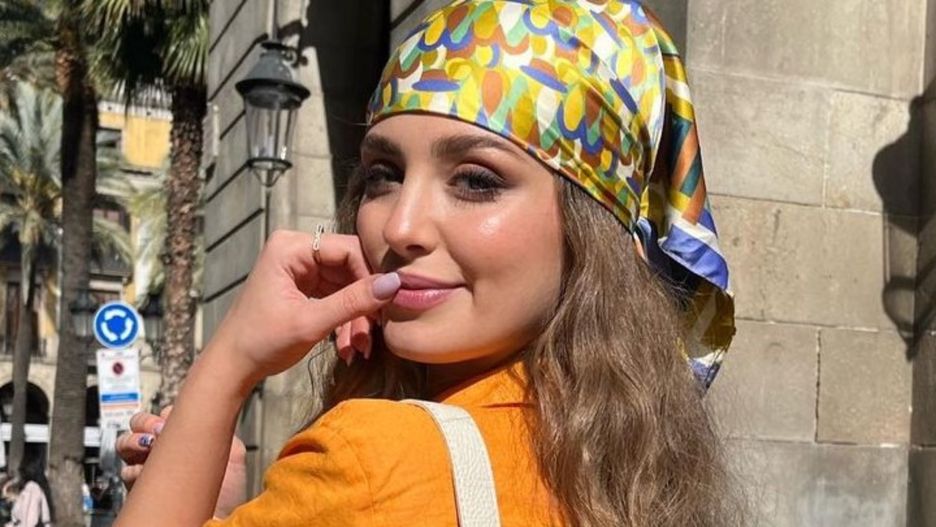 Wiktoria Gąsiewska bawi się na wakacjach 