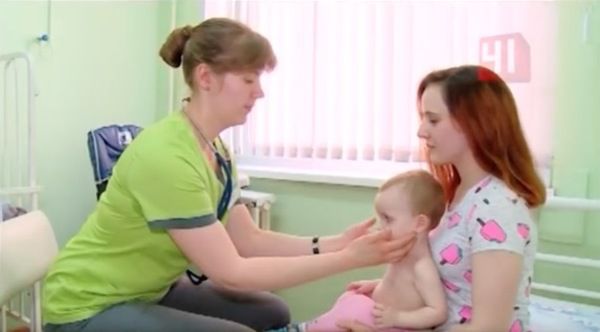 Alexandra i Anya Metelkina