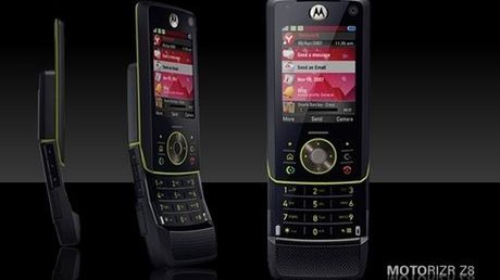 MOTO Z8 „Medialny potwór” już w sprzedaży 1