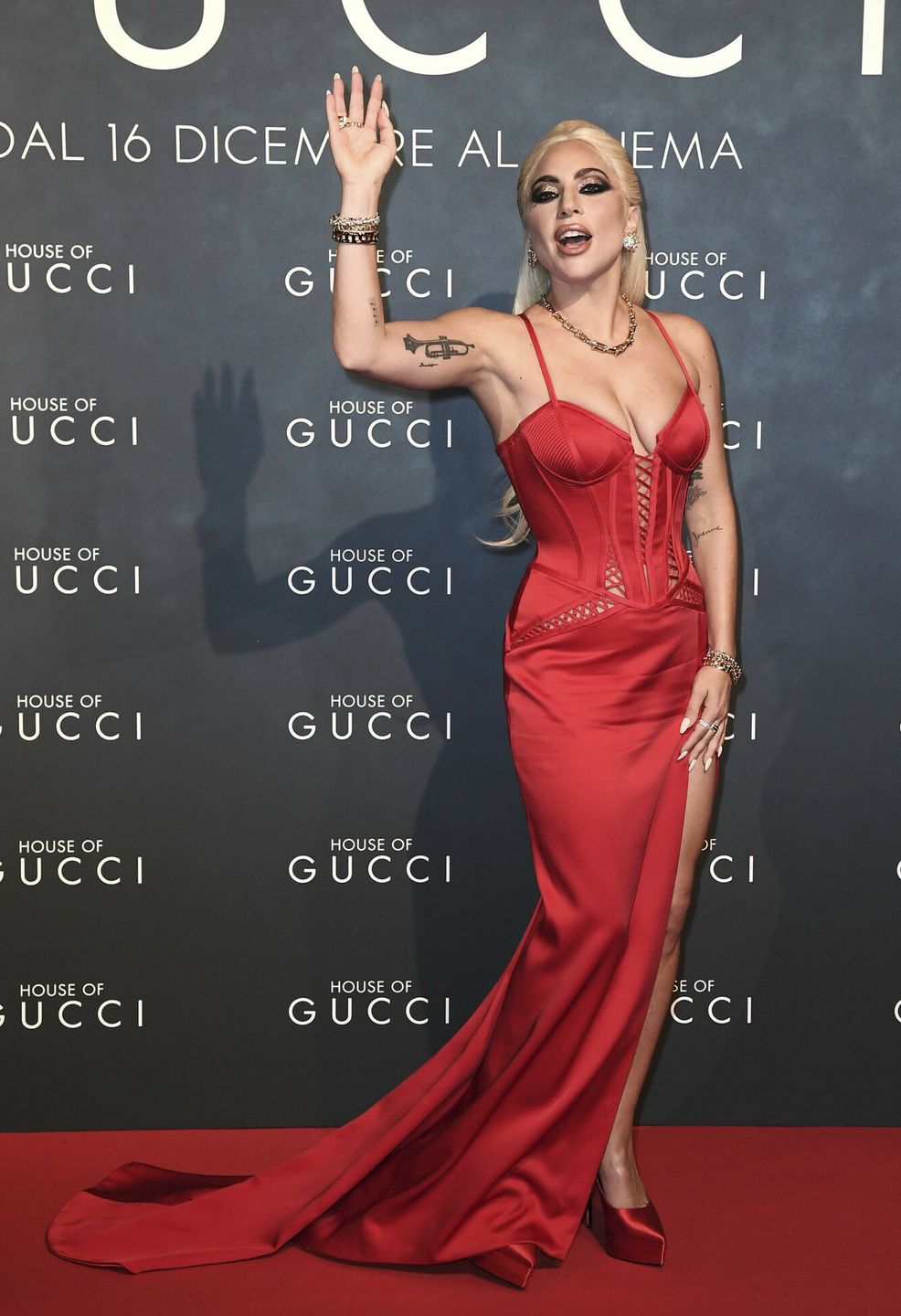 Lady Gaga na włoskiej premierze "House of Gucci"