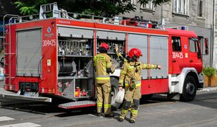 Ewakuacja na Pomorzu. Pożar wybuchł w podziemnym garażu w bloku