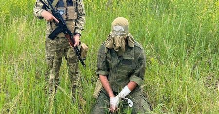 Nie miał nawet 18 lat. Żołnierz Putina schwytany przez "Wolność Rosji"