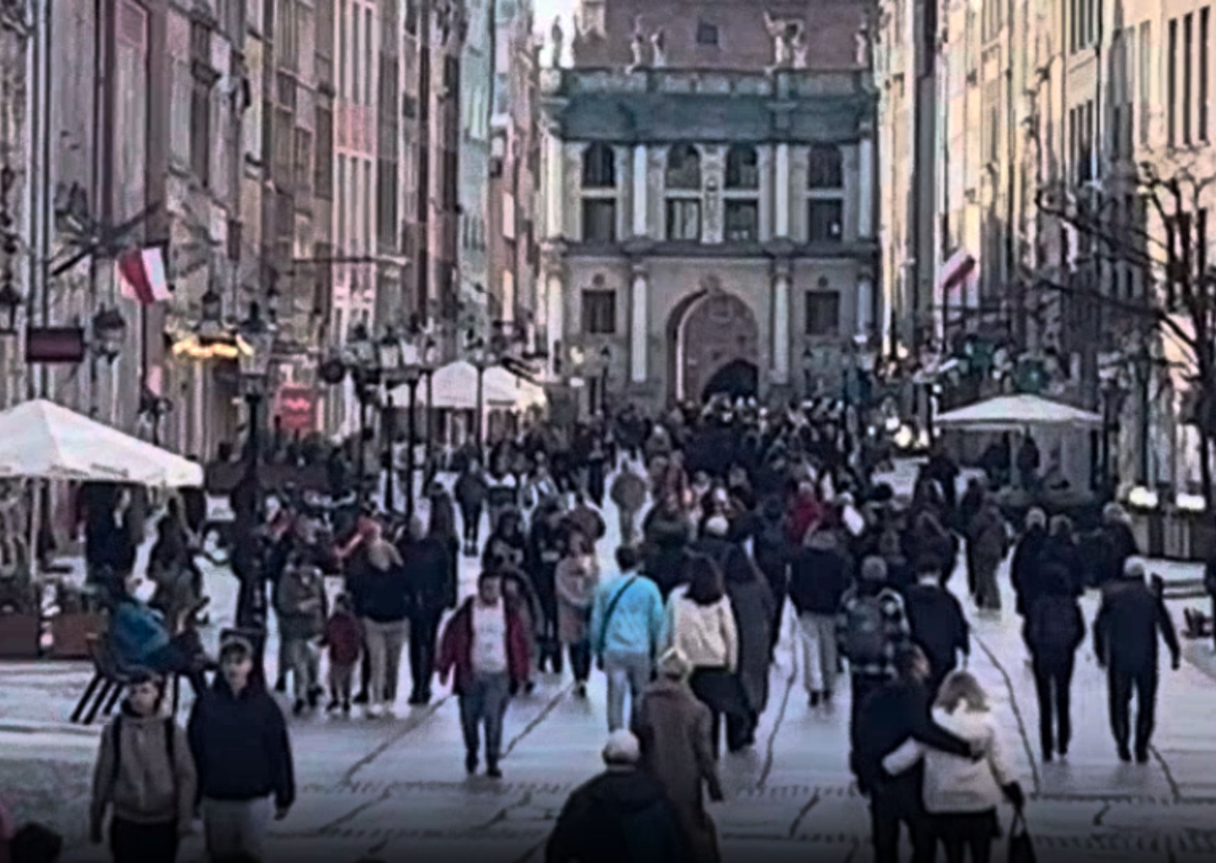 Zaczęło się w polskim mieście. Na ulicach czarno