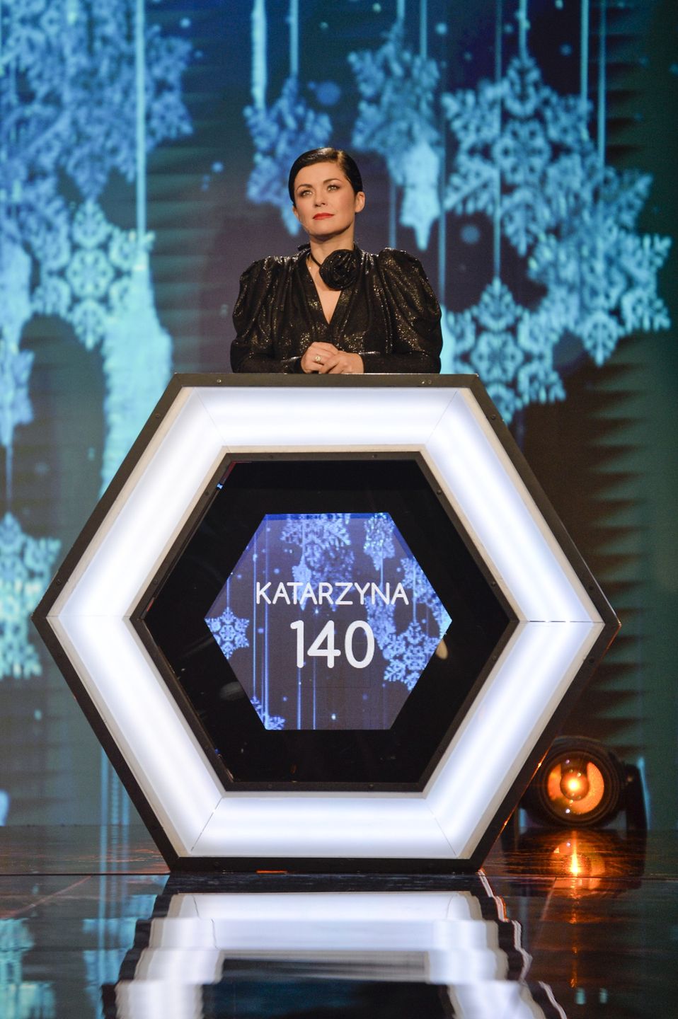 Katarzyna Cichopek na planie "Jaka to melodia?"