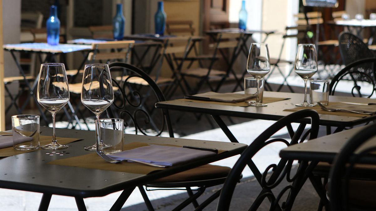 Klienci nie zapłacili za posiłek.