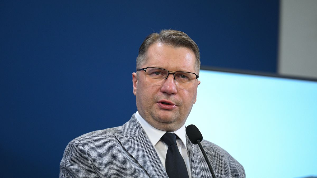 Kiepskie wyniki Przemysława Czarnka