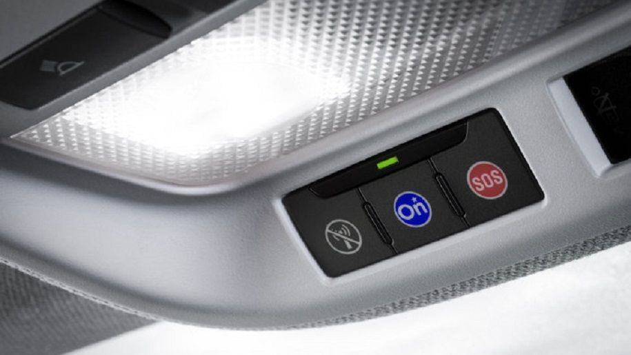 System eCall pomógł już wielu osobom. Czasem jednak może być przyczyną fałszywych wezwań.