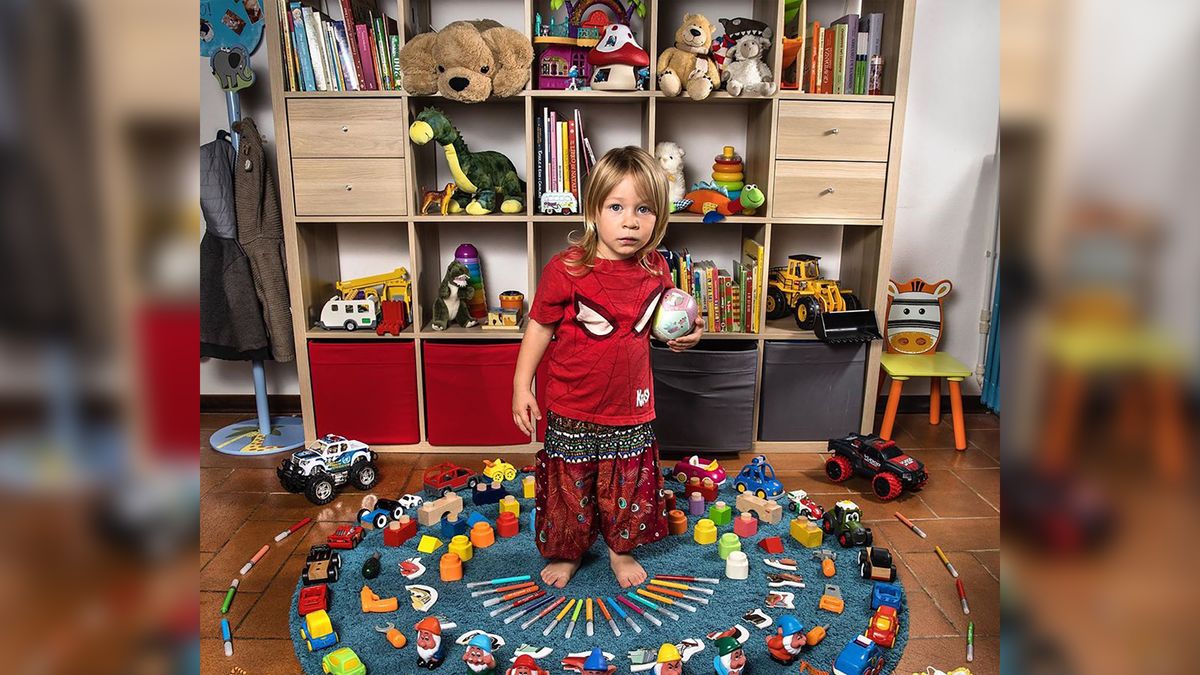 Dzieci z całego świata i ich ulubione zabawki. Oto obraz współczesnych różnic 1