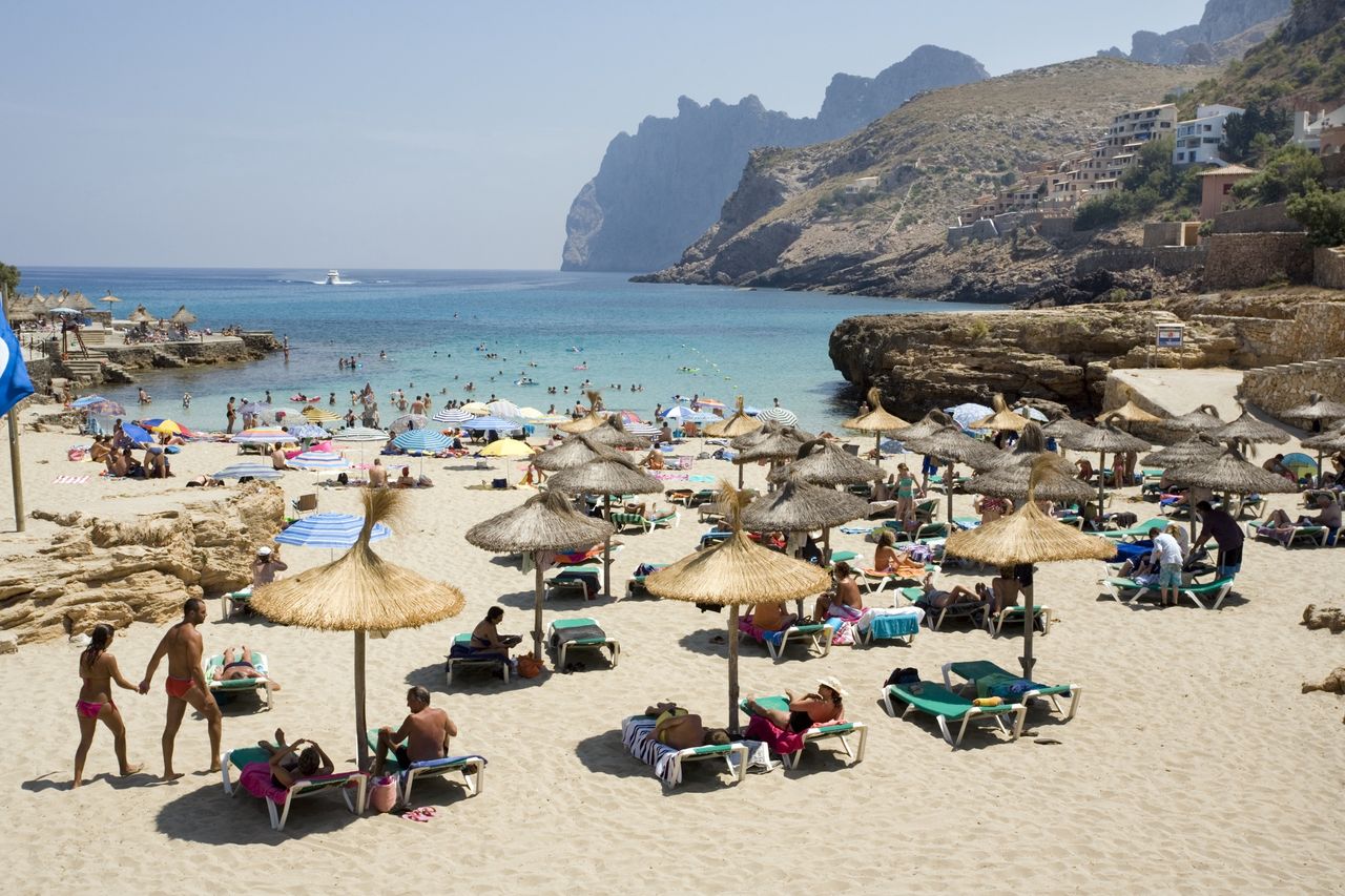 Mallorca residents rally against mass tourism on popular beaches