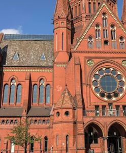 Prowadziła ceremonię ślubną dla czterech mężczyzn. Kościół ewangelicki w Berlinie już się odciął