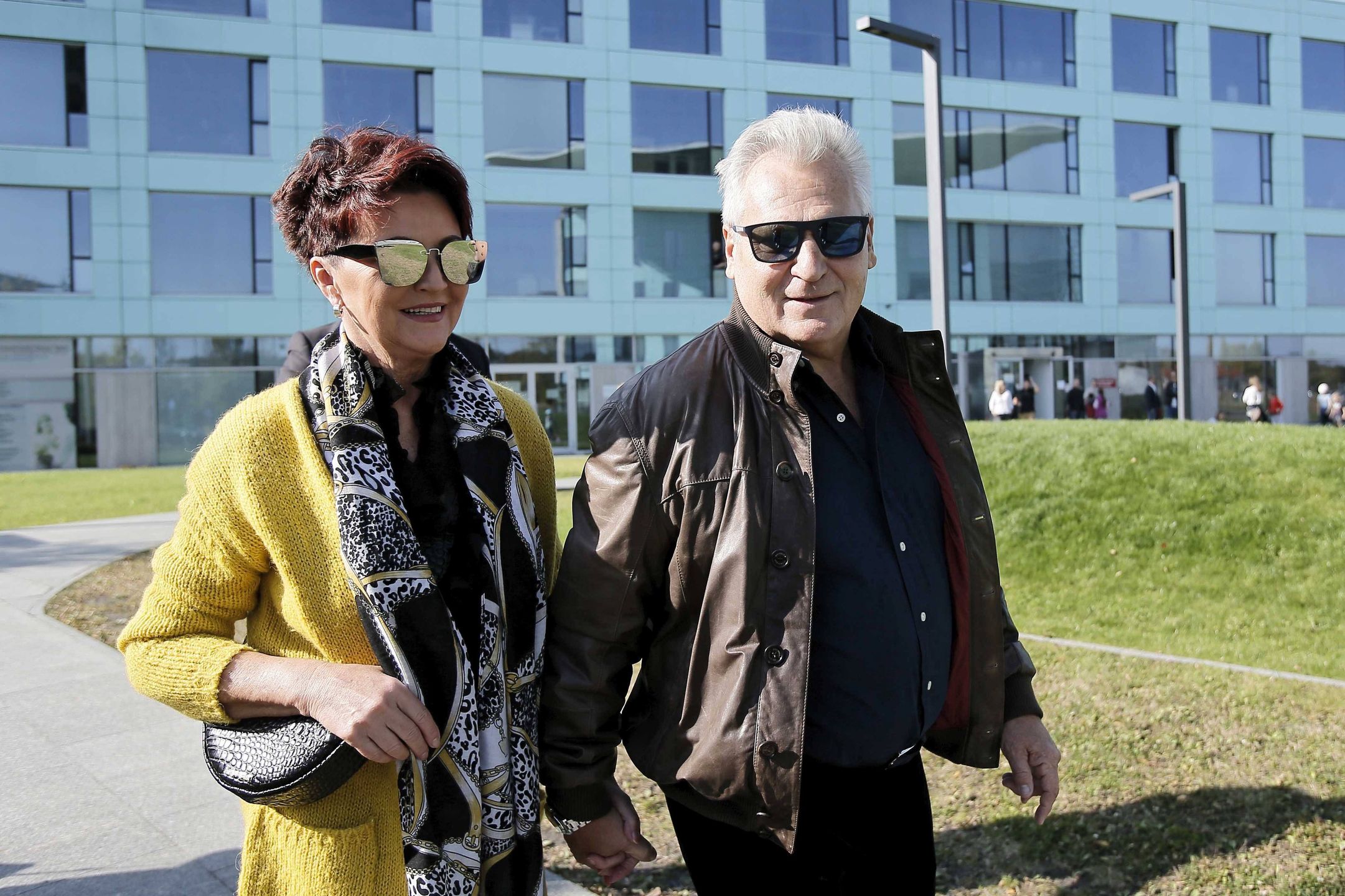 Aleksander Kwaśniewski w salonie Nergala