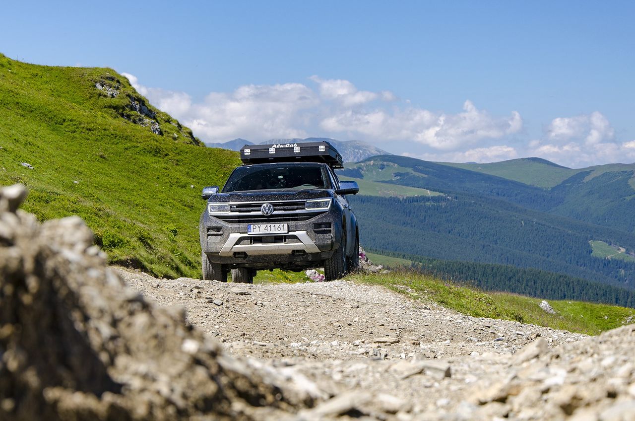 Test: Volkswagen Amarok z zabudową Alu-Cab – sprawdziłem ten zestaw w Rumunii