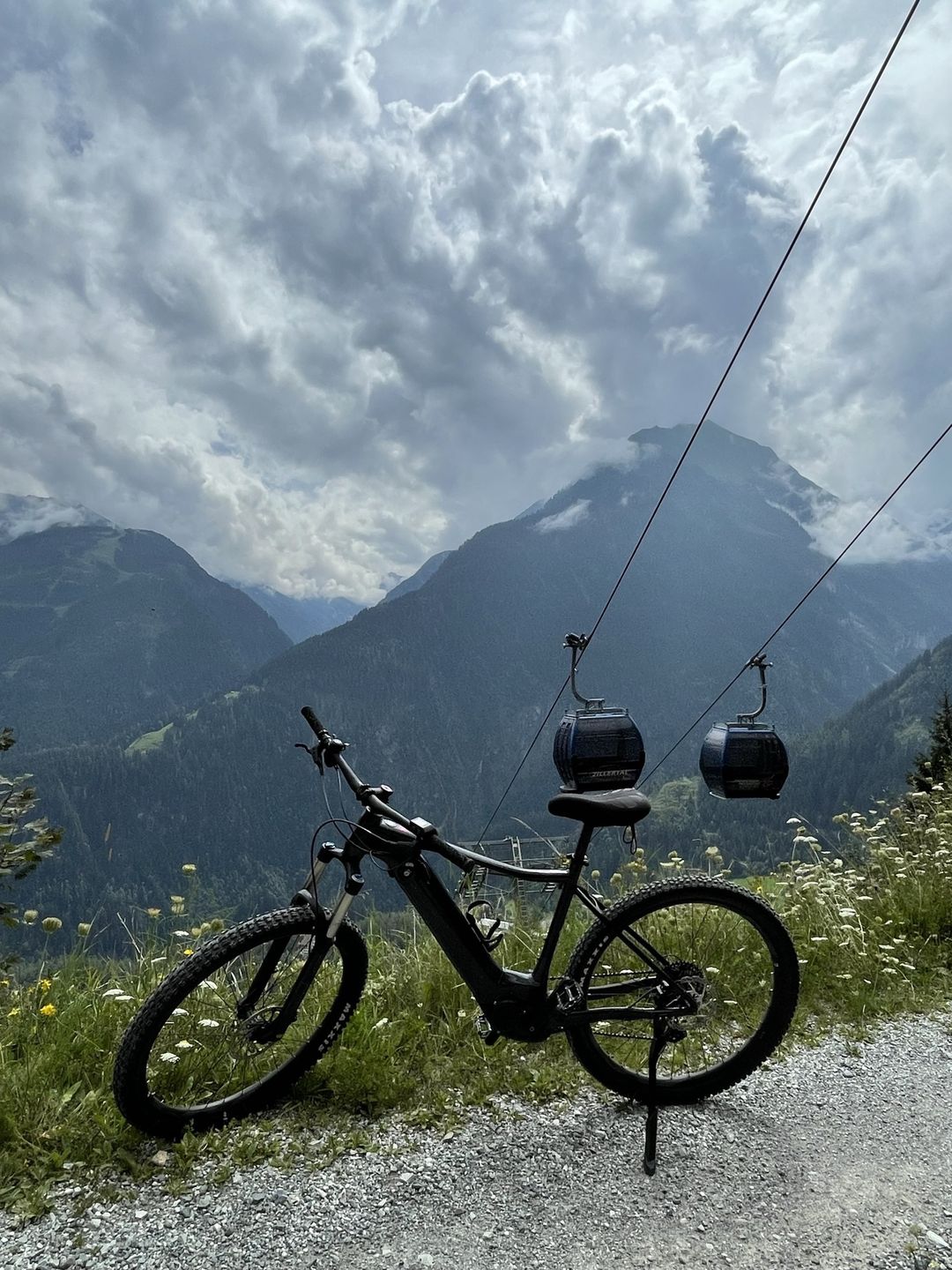 Dolinę Zillertal warto poznawać z poziomu roweru 
