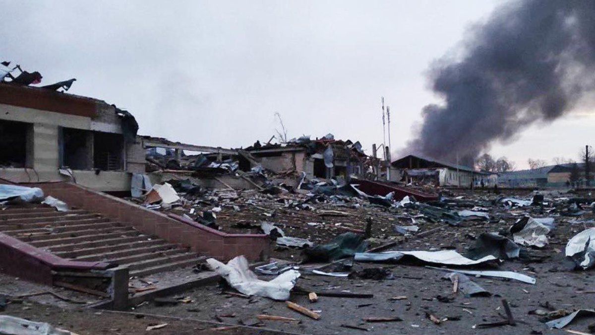 Atak rakietowy na ukraiński poligon 35 km od granicy z Polską.