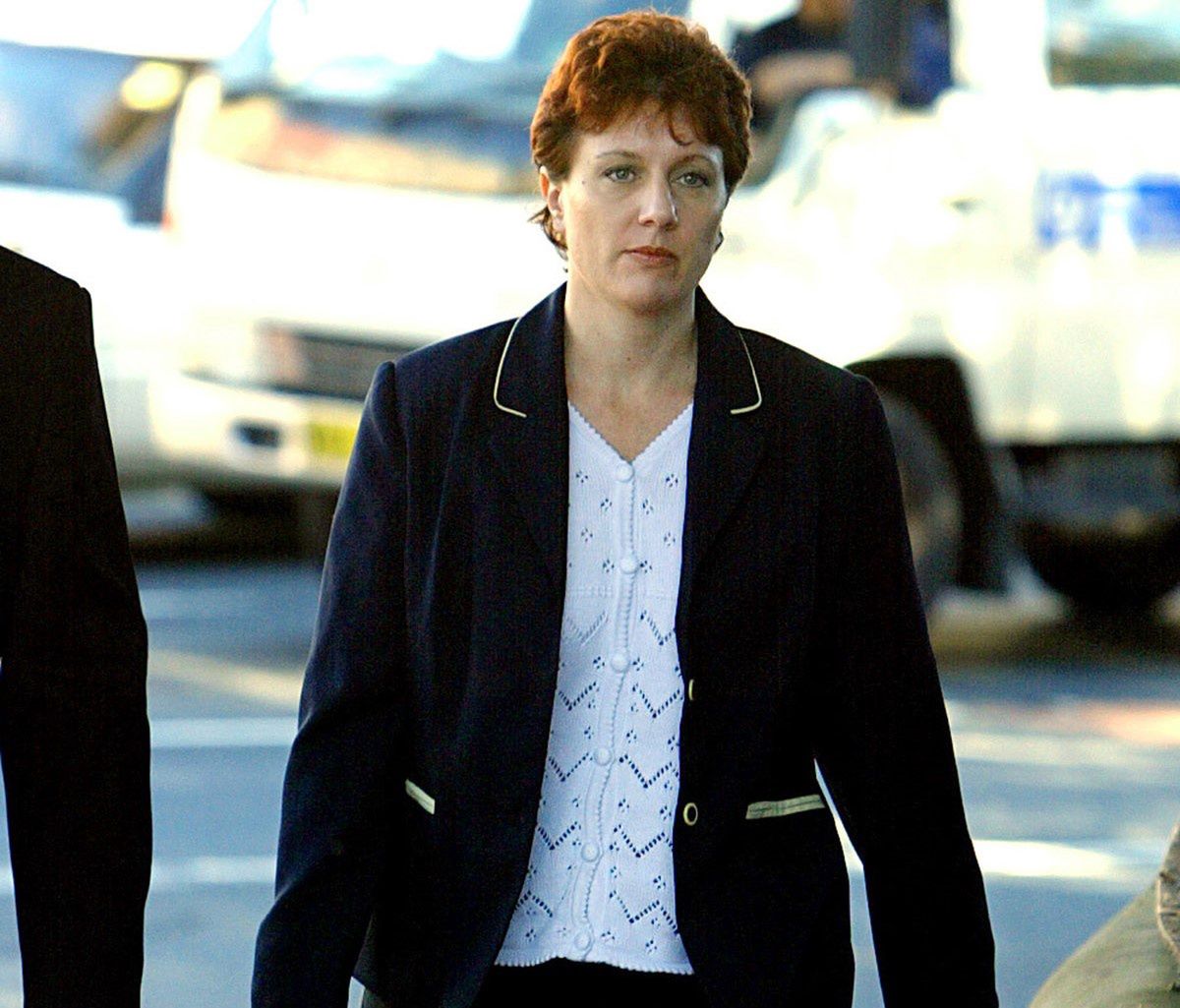 Kathleen Folbigg wchodzi do Sądu Najwyższego w Nowej Południowej Walii