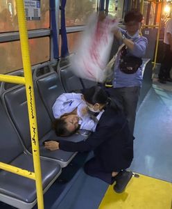 Konduktorka zemdlała, gdy wsiadł do autobusu. Pasażer w Bangkoku miał owoc