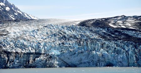 Alaska w stanie alarmu – topniejący lodowiec grozi rekordową powodzią