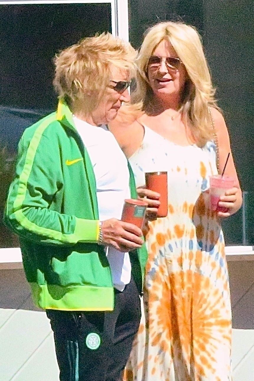 Rod Stewart obdarował żonę soczystym pocałunkiem