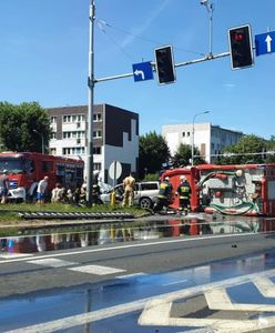 Poważny wypadek w Lubinie. Strażacy jechali na akcję. Są ranni