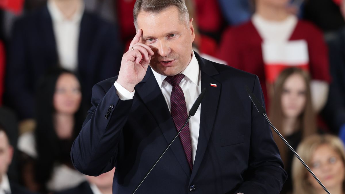 Przemysław Czarnek zapowiada powrót do węgla