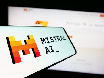 Mistral Large 4: europejski model AI ma rzucić wyzwanie USA