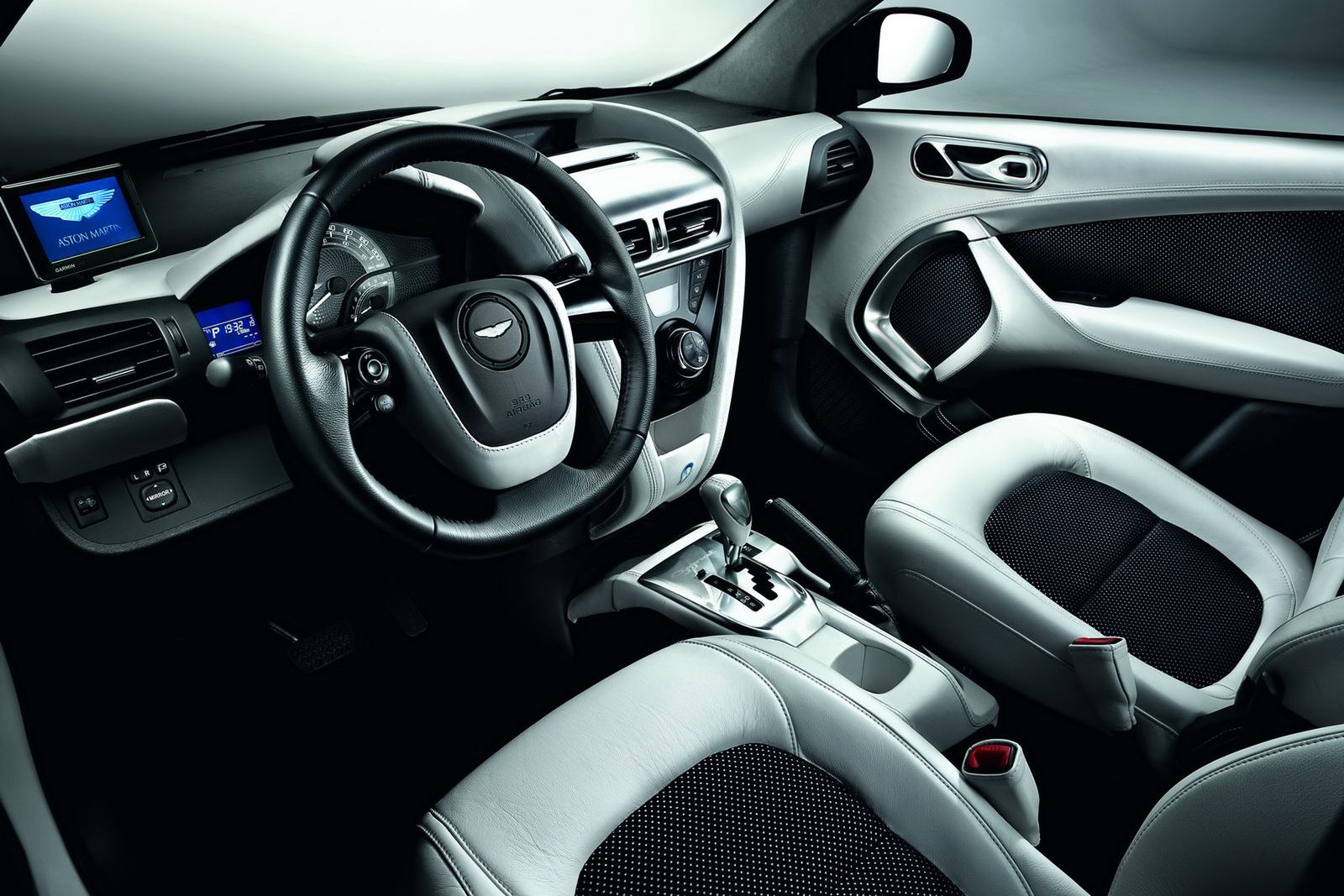AAston Martin Cygnet