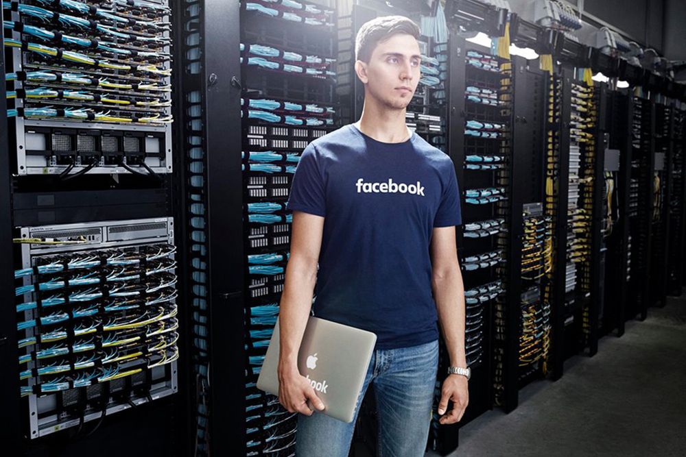 Zuckerberg odkrywa tajemnice Facebooka – tak wygląda jedno z kluczowych miejsc koncernu 11