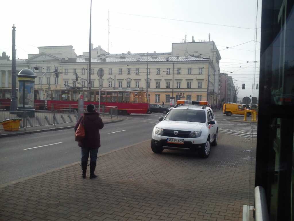 Paraliż tramwajów przy pl. Bankowym