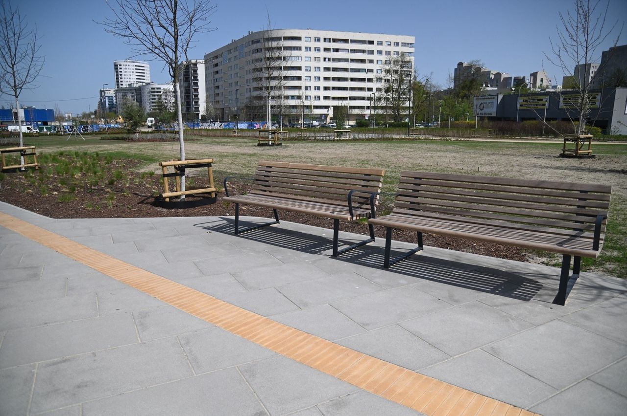 Warszawa: Kolejny odcinek wyczekiwanego parku został otwarty. Nowe miejsce na spacer i relaks na Ursynowie